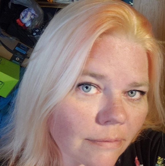 Meet your Posher, Sheri - Picture 16 of 16